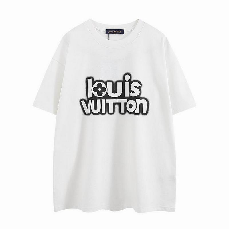 Louis Vuitton Men's T-shirts 2067